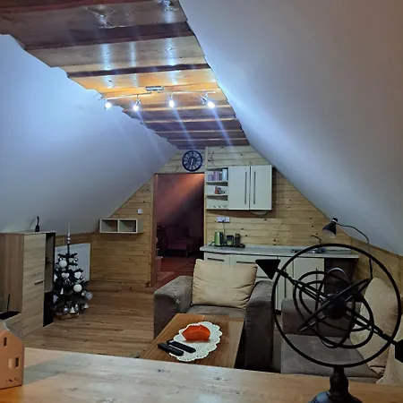 بيت للعطل Drevenica Emma