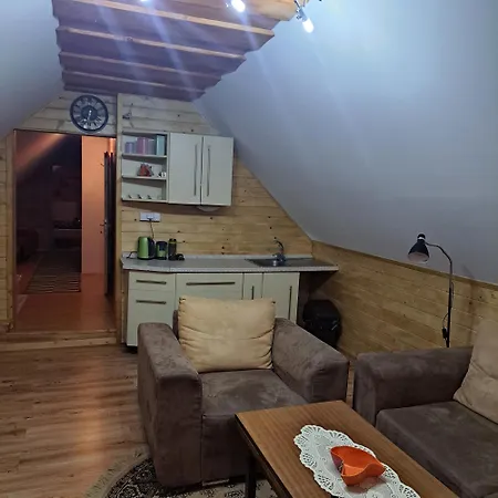 Drevenica Emma بيت للعطل *